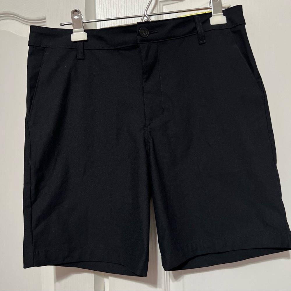 Classic Black Men's Flat Front Golf Shorts